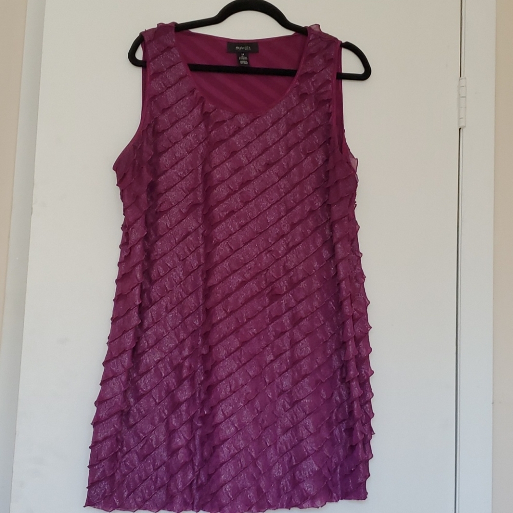 Style&co Fushia tank top with all over shimmer